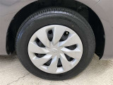 純正スチールホイールキャップ付です!タイヤサイズは165/70R14