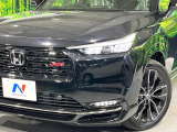 【シーケンシャルターンランプ付きLEDヘッドライト】人気の『流れるウィンカー』付きのLEDヘッドライトを装備♪高級感はもちろん、点灯時は存在感たっぷりで他車からも認識されやすく安心です。