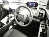 見通しのよいすっきりとした視界で、誰でも運転しやすいです。運転のしやすさは疲れにくさにも繋がりますよ♪