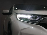 LEDヘッドライトで夜道を明るく走行できます