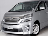 ★展示前点検実施★特殊な機材も用いて、前車点検を実施しております!