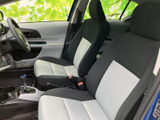 運転しやすい設計のシートです。視界も広く、運転操作もスムーズに行えます。