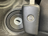 【キーレス】少し離れた場所からでもボタン一つでドアの開錠・施錠ができるのでとっても便利!ドアの鍵穴周りに傷をつけることもありません♪