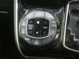 オートエアコン機能で、車内を自動的に、設定した温度に保ってくれます。