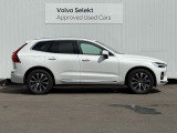◆サイド/流麗なプロポーションはVOLVO車の真骨頂。「美しいものと共にありたい」というオーナーの願いを満たします