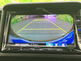 駐車時の安全性を高めるバックモニターを装備。狭い場所でもスムーズな駐車をサポートします。後方の状況をしっかり確認でき、安心です。