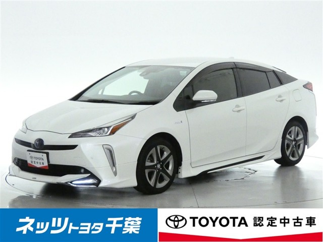 トヨタ プリウス 