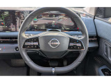プロパイロット2.0搭載。車線変更をともなう追い越しや分岐なども含めて、ルート上にある高速道路の出口までの走行を支援してくれます。