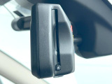 ●ETC車載器内蔵ルームミラー:お引き渡し時には再セットアップを実施後、お渡しいたします。マイレージ登録に関してもお気軽に担当営業までお尋ねください。