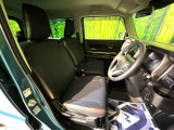 運転席シート廻りは使用感も少なく、良好な状態となっています。丁寧に使われていたことがよくわかりますね。