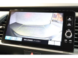 バックカメラが装備されており、後方の安全確認はもちろんのこと狭い場所での駐車や雨の日・夜間など視界の悪いコンディションでのストレスの軽減にもなります!
