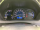 後方の状況をわかりやすく表示。狭い場所での駐車や車庫入れも、より安全に行えますよ。