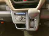 納車前にはプロのメカニックが、各部の点検を行います。ディーラーにしか出来ない品質、そしてサービスできっと満足していただけると思います!