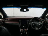 見通しのよいすっきりとした視界で、誰でも運転しやすいです。運転のしやすさは疲れにくさにも繋がりますよ♪