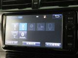 ナビゲーション付き。タッチパネル式で使いやすく、お出かけもラクラクです。