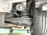 お車を安心してお乗りいただく為には、足回りの定期点検が欠かせません。サービスサポート(有償保証)では無料点検もご提供しており、安心のカーライフをお過ごしいただけるサポート体制が整っています。