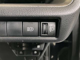 ヘッドライト光軸上下調整機能付き車両です。
