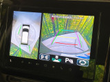 【全方位モニター用カメラ】専用のカメラにより、上から見下ろしたような視点で360度クルマの周囲を確認することができます☆死角部分も確認しやすく、狭い場所での切り返しや駐車もスムーズに行えます。