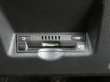 ETC車載器付きです。高速道路の料金所もスムーズに通過できます。※セットアップ費用は別途必要です。