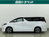 中古車は全く同じというものがなく、1台1台全てコンディションが異なります。同じようなお車でも、整備状況、外内装の状態など様々です。当店では入庫した車輌をコンディションに合わせて徹底的に仕上げています。