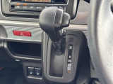 【 シフト 】スムーズなシフトチェンジで快適にお車を操縦していただけます!//