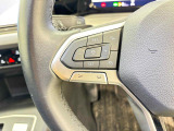 Travel Assist。設定した速度を上限に自動で加減速し、一定の車間距離,およ走行レーンを保つことでロングドライブの疲労を軽減します。
