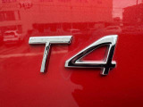 T4パワートレインでは2リッターターボチャージャー付ガソリンエンジンとトルコン8速トランスミッションを搭載。滑らかに変速する為、街中高速問わず気持ちよくお乗りいただけます。