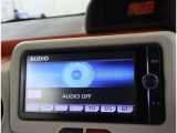 CD/DVD再生可能。TVはフルセグです。ドライブを楽しめる機能が満載ですね。