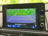 狭い場所でも安心のバックモニター。安全な駐車をサポートし、運転の負担を軽減します。後方の状況を的確に把握できます。