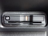 ■【ETC車載器】が装備されています。セットアップをしてお渡しとなり、ETCカードを差し込むだけで高速道路の利用が可能です。