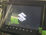 【メーカー純正ナビ】インテリアに溶け込むスタイリッシュな「専用設計」メーカーナビを装備♪視認性や操作性など基本性能にも優れ、より上質なカーライフをお楽しみいただけます。