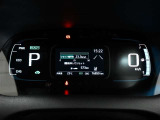 展示車は全てトヨタの車を知り尽くしたエキスパートが基本性能に関わる機能や状態を徹底的にチェックしています。消耗部品の事前交換など法定12ヶ月点検相当の点検・整備を必ず実施しています。