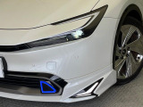 【LEDヘッドライト】悪天候や夜間走行時も良好な視界を確保し安心して運転できる高輝度LEDヘッドライトを装備!点灯速度が早く、消費電力も抑えられています。