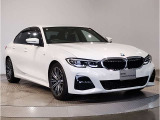 BMW認定中古車は第三者品質評価制度も採用しております。AIS方式による車両品質評価制度も導入し公平な車両コンデション評価を行うことにより車両品質の透明性を高めると同時に更なる信頼と安心をお届けします