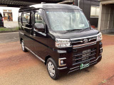 ご納車時には再度洗車・室内清掃を行い展示中についてしまった汚れも落として気持ち良くお乗りいただける状態にして納めさせていただきます!