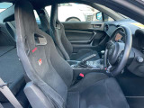 綺麗な状態の運転席です!