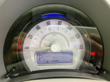 視認性の高いメーター類で、運転状況をしっかり把握。直感的に操作でき、安全運転をサポートします。