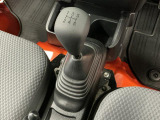 【マニュアルミッション】しっくり手になじむシフトレバー。&rdquo;運転&rdquo;をより楽しみたい方は必見です!