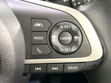 【レーダークルーズコントロール】高速道路での長距離走行が楽に!!自動で速度を保つクルーズコントロールが、衝突軽減システムと連携し、前方の車両を感知して車間を保つように速度調節してくれます!!
