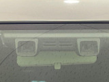 【スズキ セーフティサポート】走行中に前方の車両等を認識し、衝突しそうな時は警報とブレーキで衝突回避と被害軽減をアシスト。より安全にドライブをお楽しみいただけます。