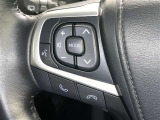 ステアリングスイッチ装備!運転しながら手元でオーディオの操作などができます。