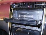 CD、DVDの再生ができます。