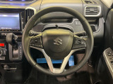 【純正革巻きステアリング】上質な革を使用することで、手にしっかり馴染みとても運転しやすいハンドルです♪