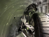 お車を安心してお乗りいただく為には、足回りの定期点検が欠かせません。サービスサポート(有償保証)では無料点検もご提供しており、安心のカーライフをお過ごしいただけるサポート体制が整っています。