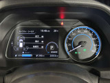 メーターに、車両情報を的確に伝える表示機能ディスプレイ、メーター!