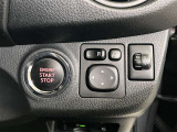 ワンプッシュでエンジンの始動ができますヘッドライト光軸上下調整機能付き車両です。