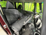 運転席シート廻りは使用感も少なく、良好な状態となっています。丁寧に使われていたことがよくわかりますね。