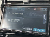 SDカードやBluetooth接続で、様々なコンテンツを車内でお楽しみいただけます。情報を一目で確認できる、機能的なディスプレイです。