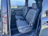 ゆとりある広々とした車内空間は、ドライブを始め買い物やレジャーなど、幅広く活躍します。一人でもみんなとでもお出かけを楽しみましょう!