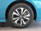 R8年式夏タイヤ195/65R15ダンロップ製です。